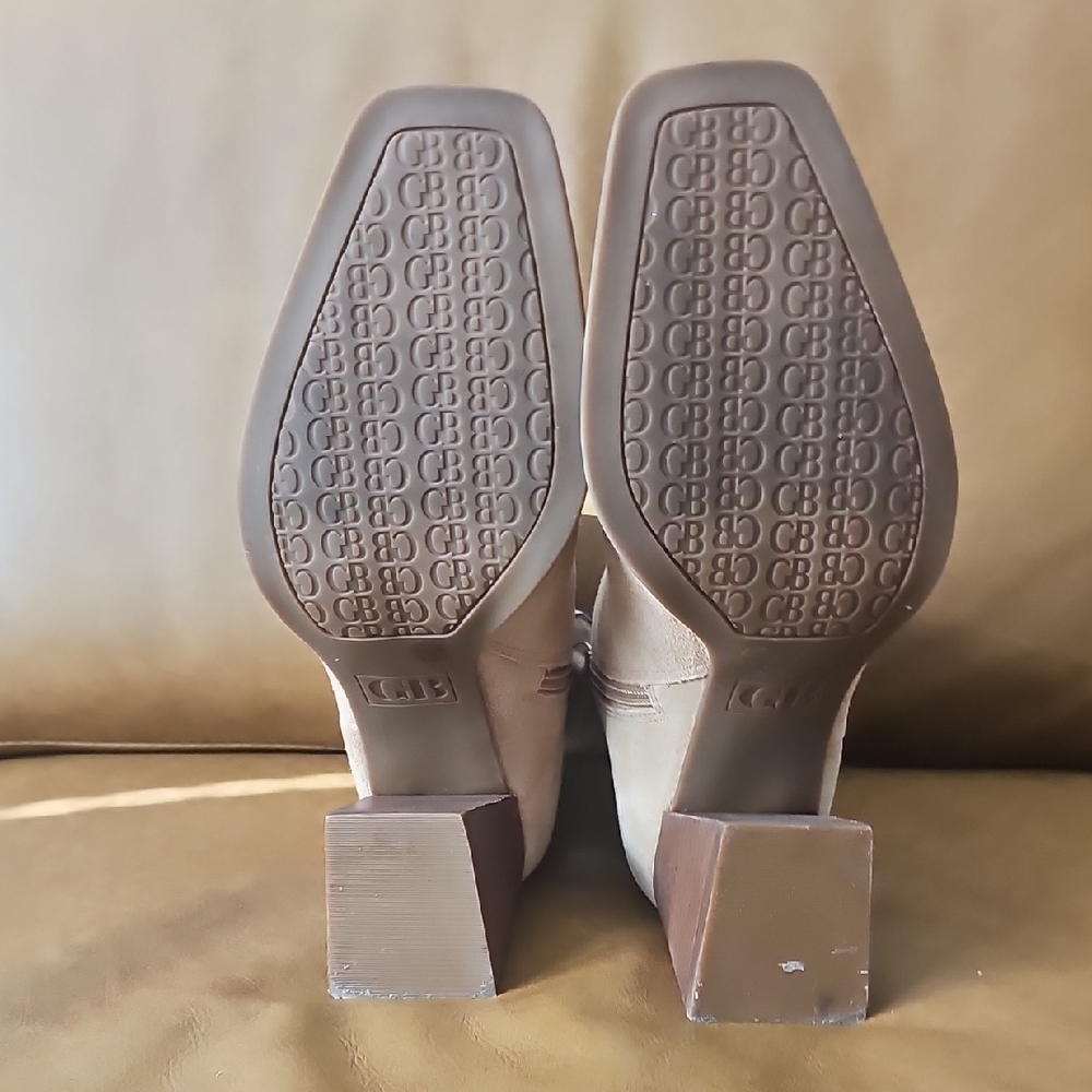 Gianni Bini Tan Suede Heeled Boots Size 6.5 - Picture 9 of 15